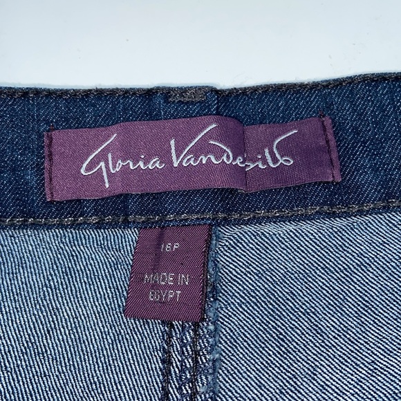 Gloria Vanderbilt Highrise Jean Shorts 16P - Picture 5 of 9
